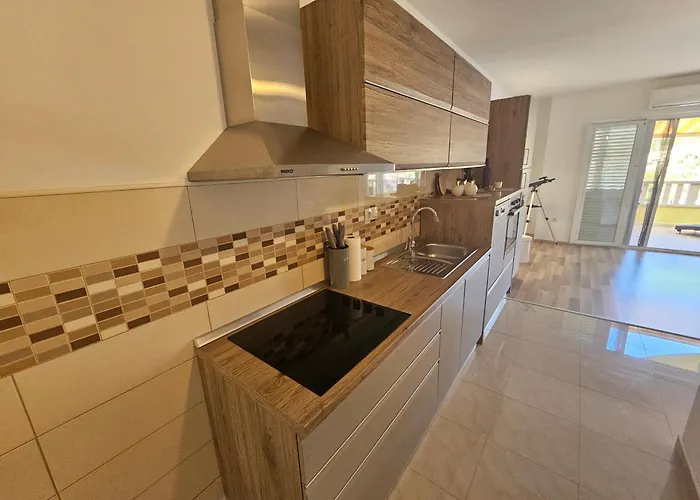 Quiet Bay Apartment! *