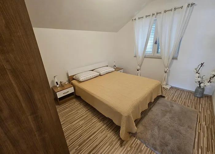 Quiet Bay Apartment! Lejlighed *