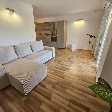 Quiet Bay Apartment! דירה ילסה